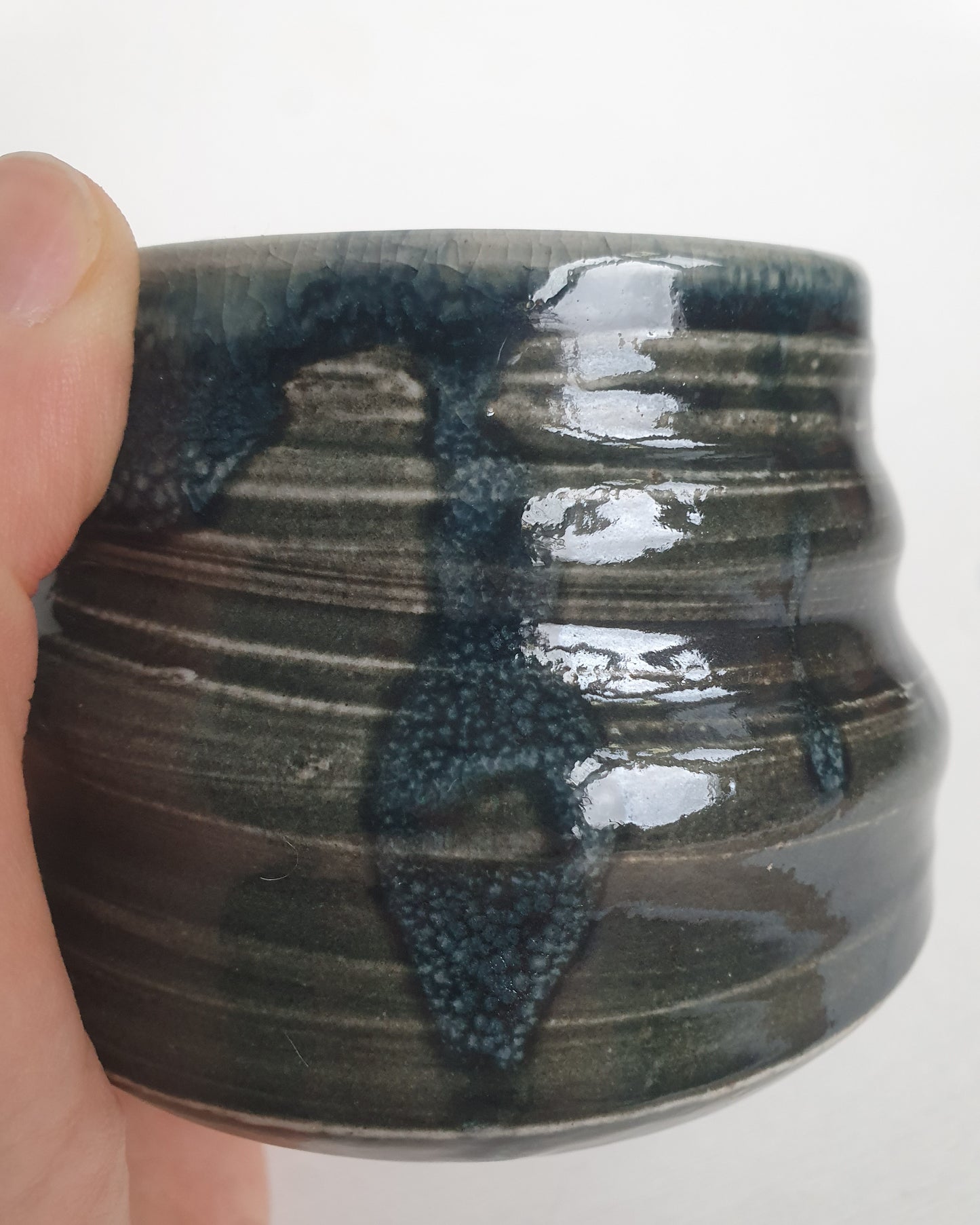 Salt firing Swirly Butt HEAD, dark gray and blue, 3D Waves rim